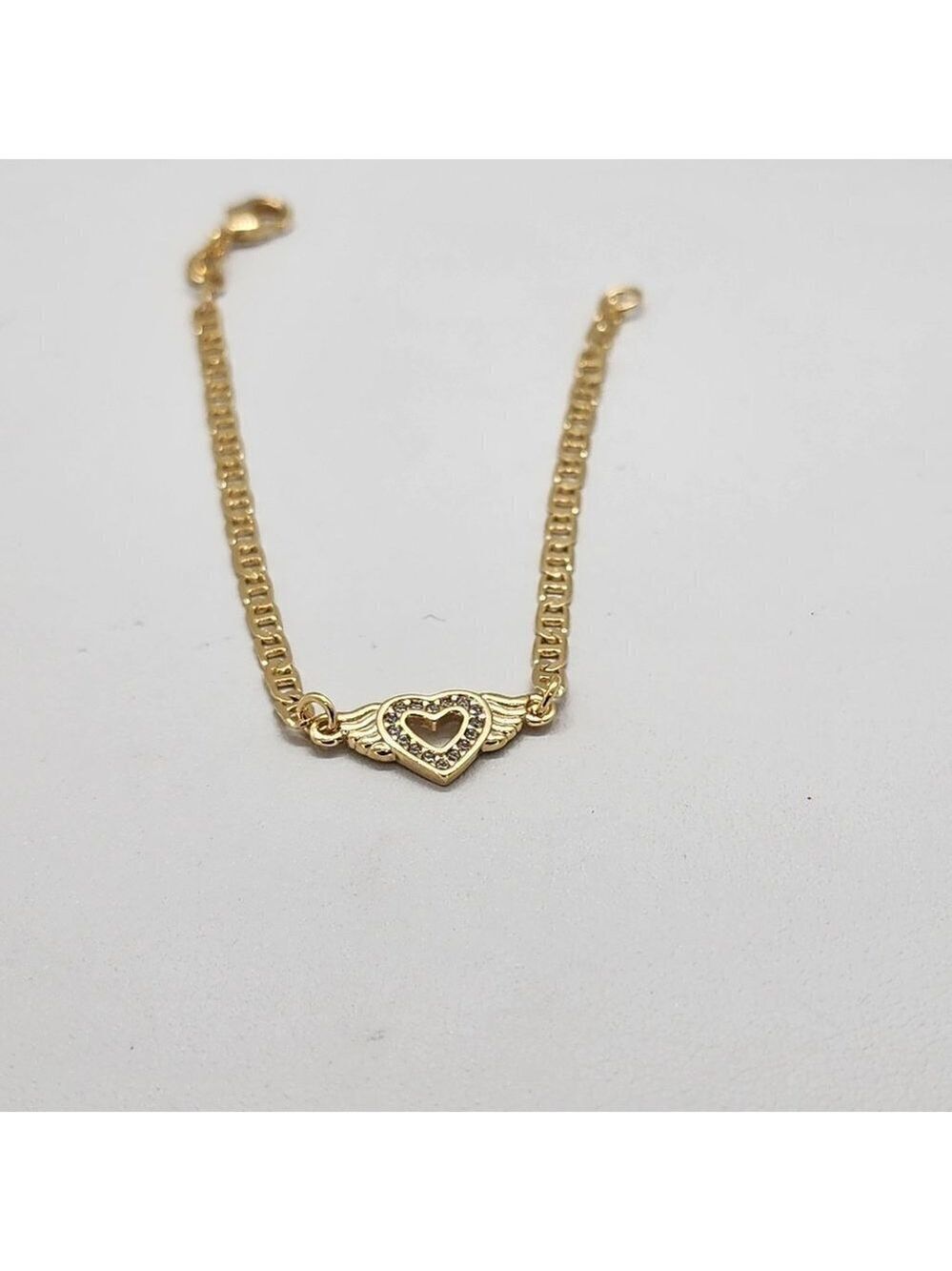 Brand New Brazilian 18k Gold Filled Heart with Wings Bracelet